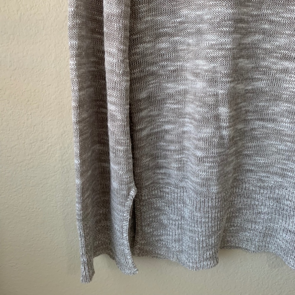 Gray Merle V-Neck Sweater Top with CrissCross Accent and Split Sleeve at Wrist S - Picture 8 of 11